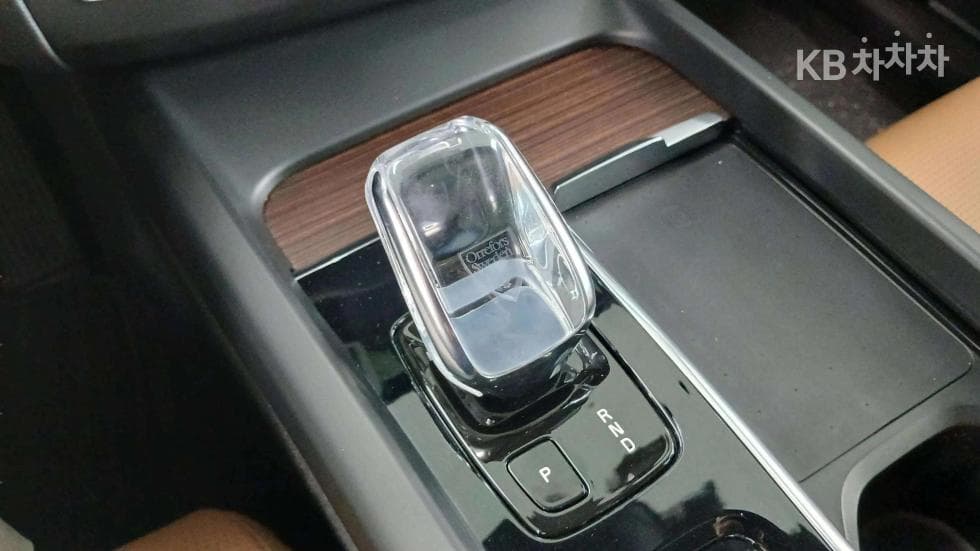 Volvo XC60 Второ поколениеB6 Inscription - 13