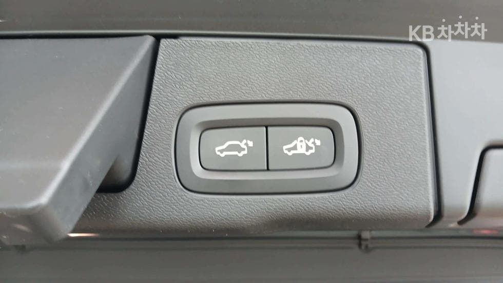 Volvo XC60 Второ поколениеB6 Inscription - 15