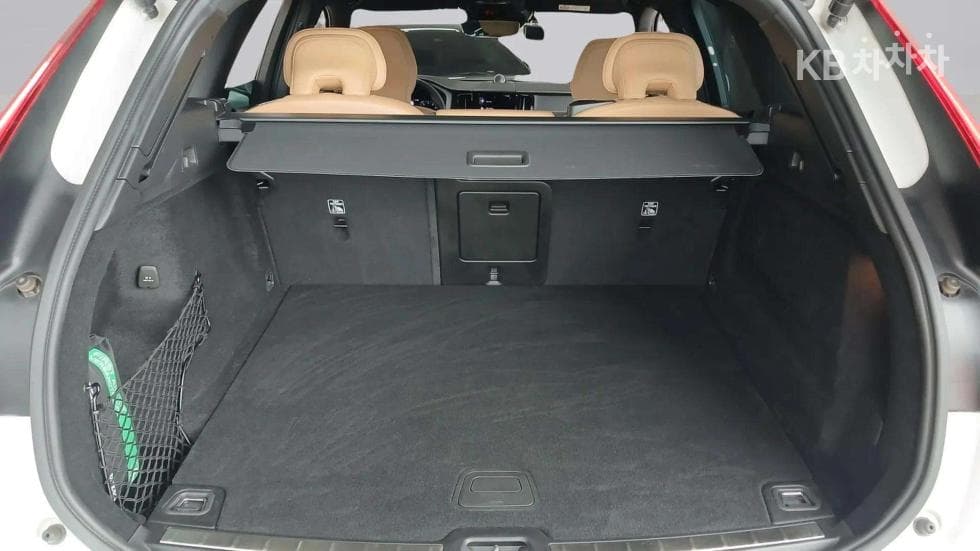 Volvo XC60 Второ поколениеB6 Inscription - 16