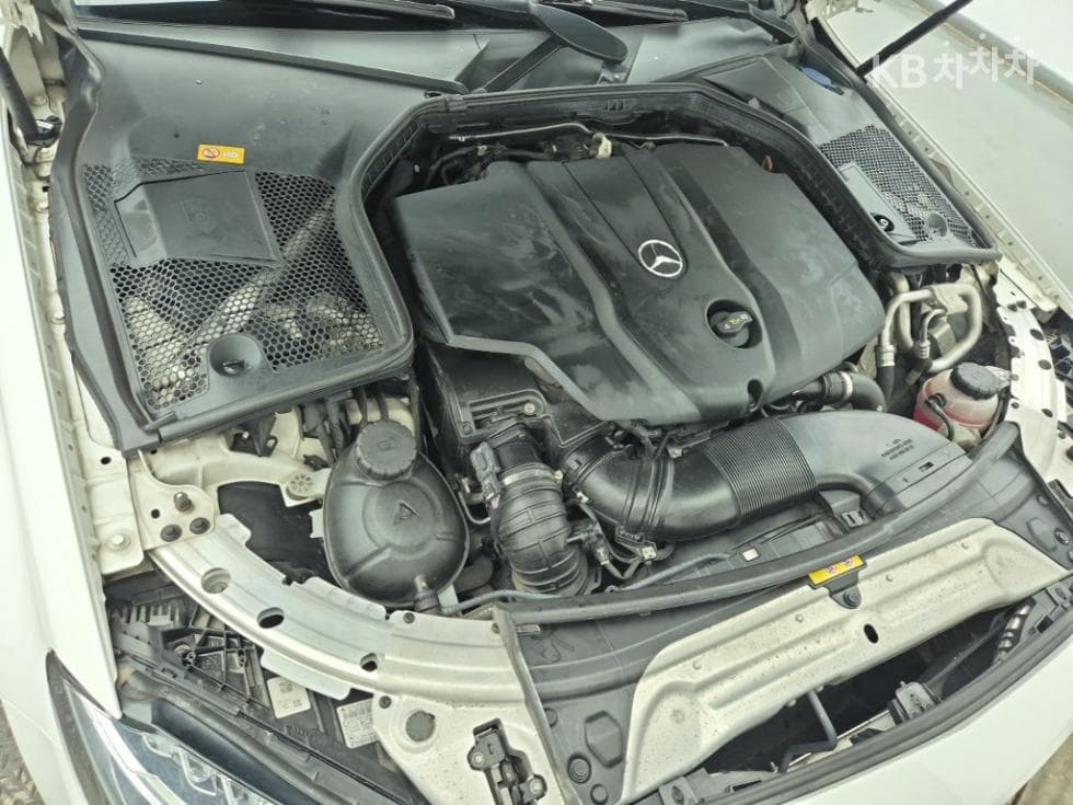 Mercedes-Benz The New (фейслифт) C-КласC220 d - 6