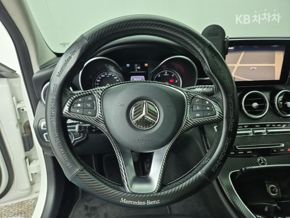 Mercedes-Benz The New (фейслифт) C-КласC220 d - 9