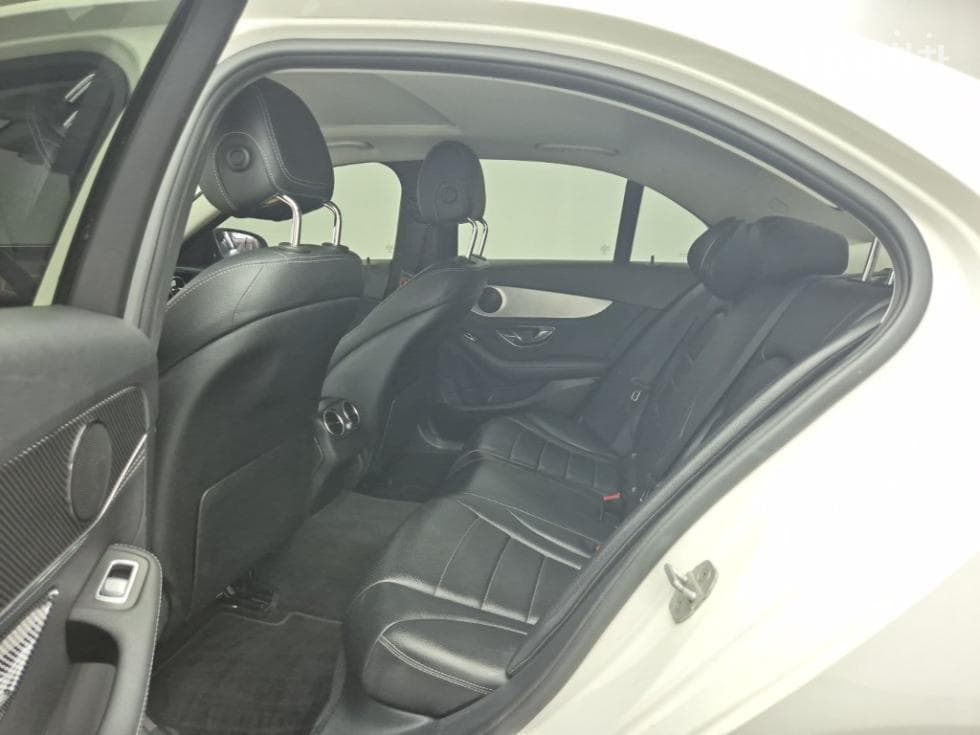 Mercedes-Benz The New (фейслифт) C-КласC220 d - 12