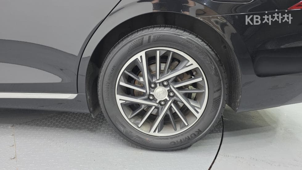 Хюндай The New (фейслифт) Grandeur (Azera)2.5 Premium - 6
