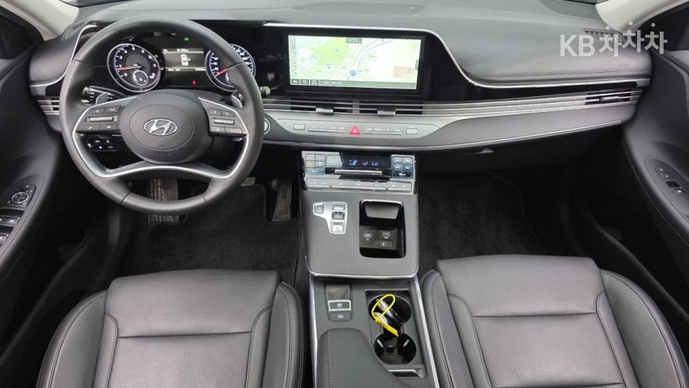 Хюндай The New (фейслифт) Grandeur (Azera)2.5 Premium - 13