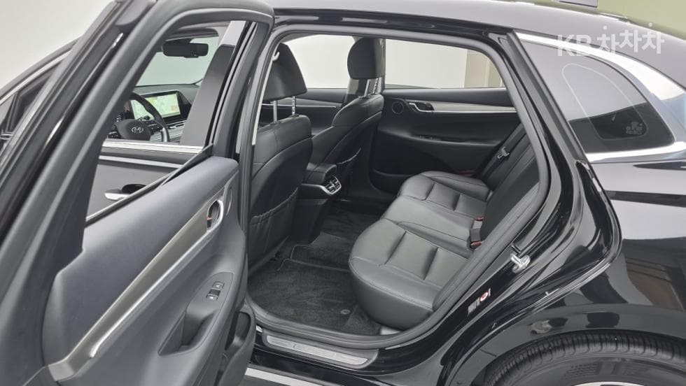 Хюндай The New (фейслифт) Grandeur (Azera)2.5 Premium - 17