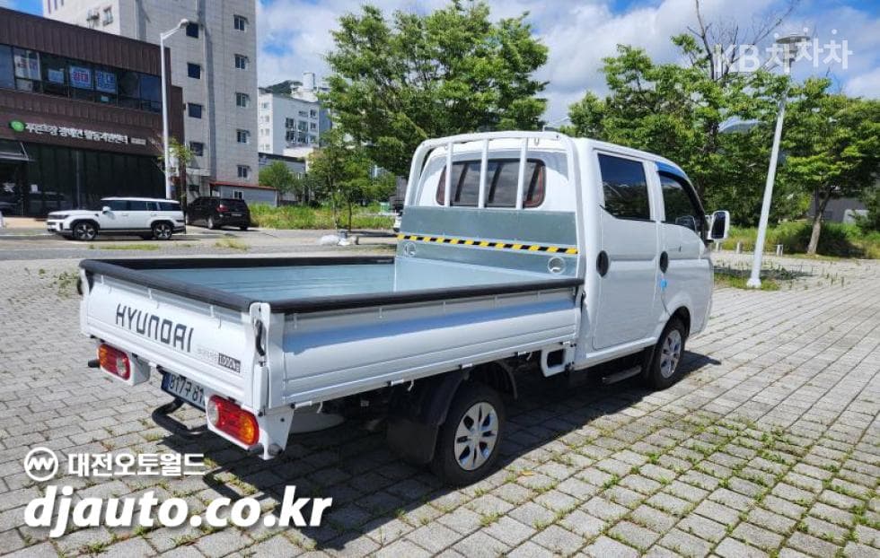 Хюндай Porter 2Удължено междуосие Двойна Кабина LPG Premium - 6