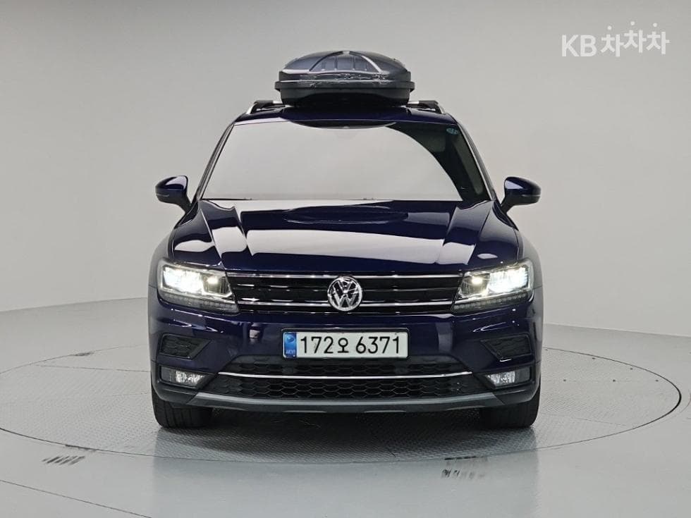 Volkswagen The New (фейслифт) Tiguan2.0 Турбо Дизел Инжекция Premium - 2