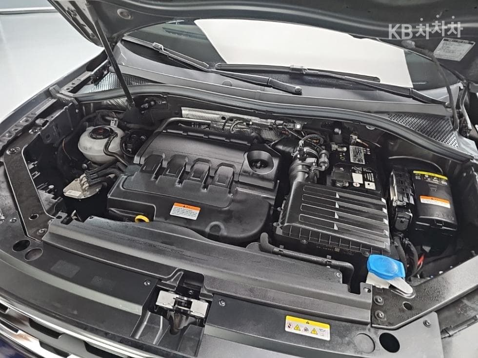 Volkswagen The New (фейслифт) Tiguan2.0 Турбо Дизел Инжекция Premium - 5