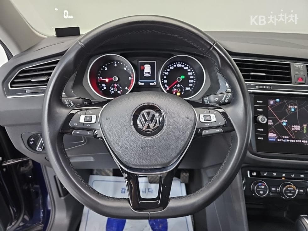 Volkswagen The New (фейслифт) Tiguan2.0 Турбо Дизел Инжекция Premium - 9