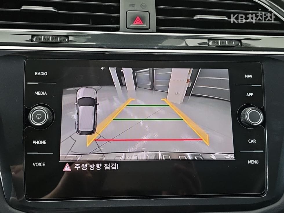 Volkswagen The New (фейслифт) Tiguan2.0 Турбо Дизел Инжекция Premium - 14