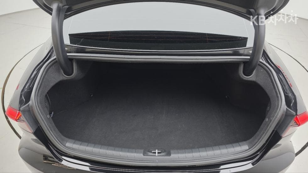 Hyundai The New (facelift) Grandeur (Azera)2.5 Premium - 26