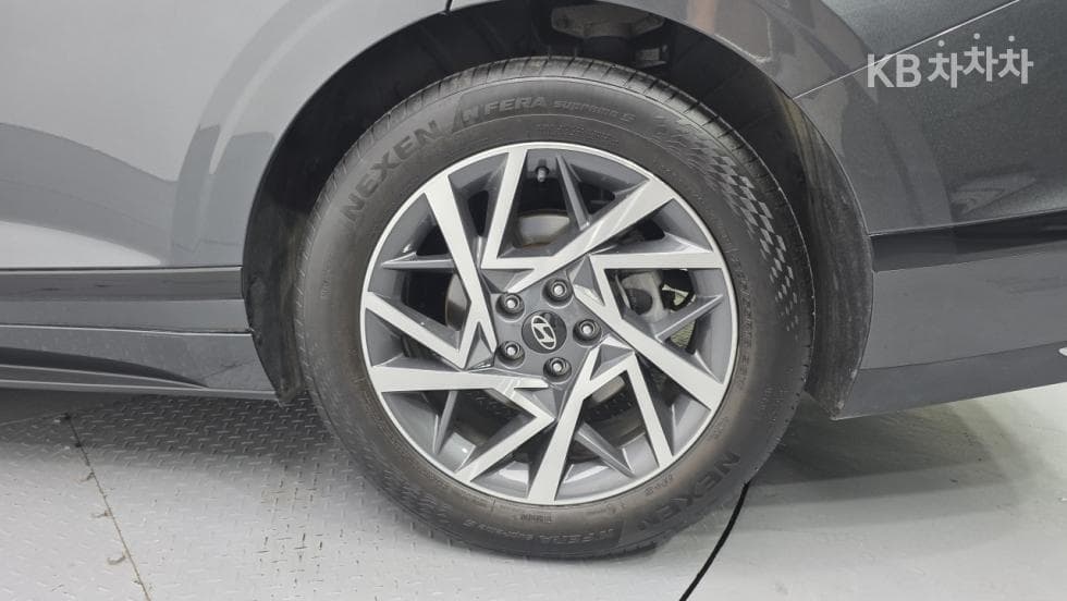 Хюндай Ди Всеново Grandeur (Azera)2.5L бензин 2WD Premium - 18