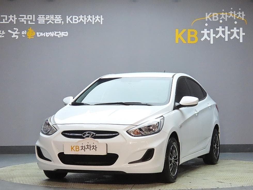 Hyundai Accent(신형) 1.4 VVT Smart - Image 1