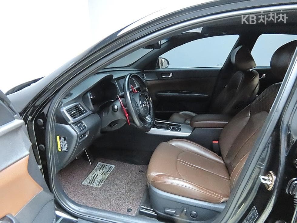 Kia K5 Second generation2.0 Gasoline SX Signature - 10