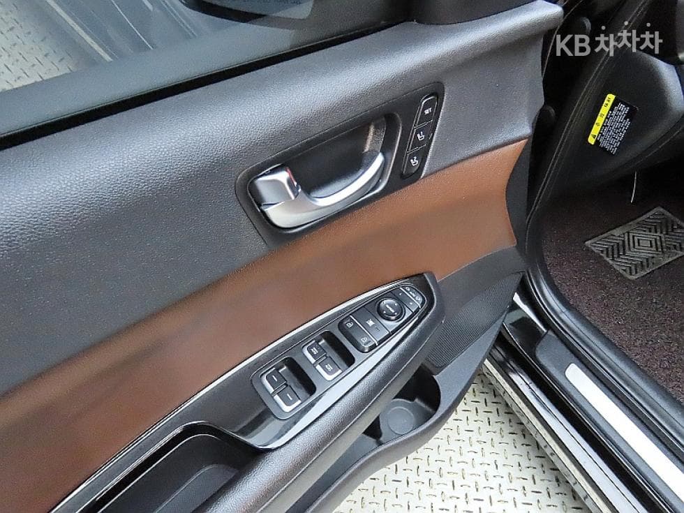 Kia K5 Second generation2.0 Gasoline SX Signature - 13