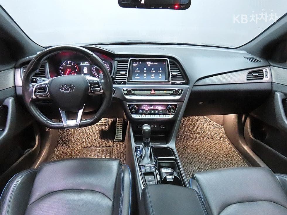 Hyundai Sonata New Rise2.0 Turbo Exclusive - 6