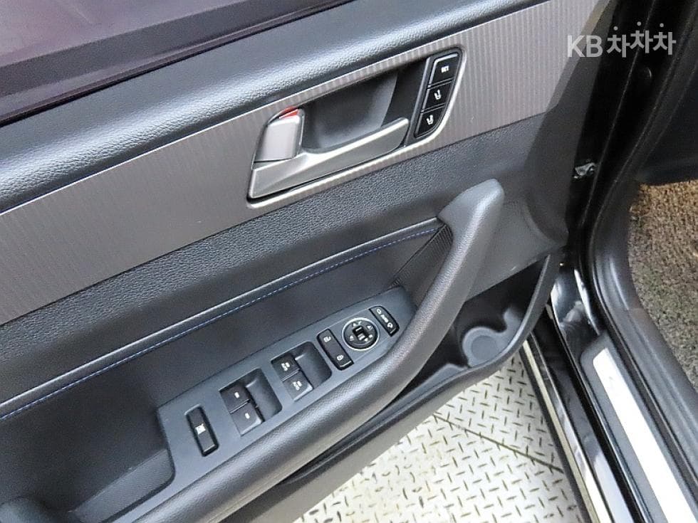 Hyundai Sonata New Rise2.0 Turbo Exclusive - 13