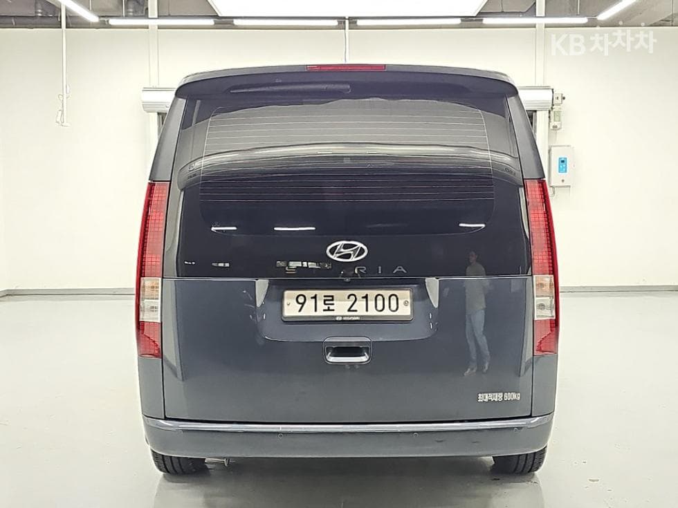 Хюндай Staria Cargo2.2 Cargo 5 Modern - 3