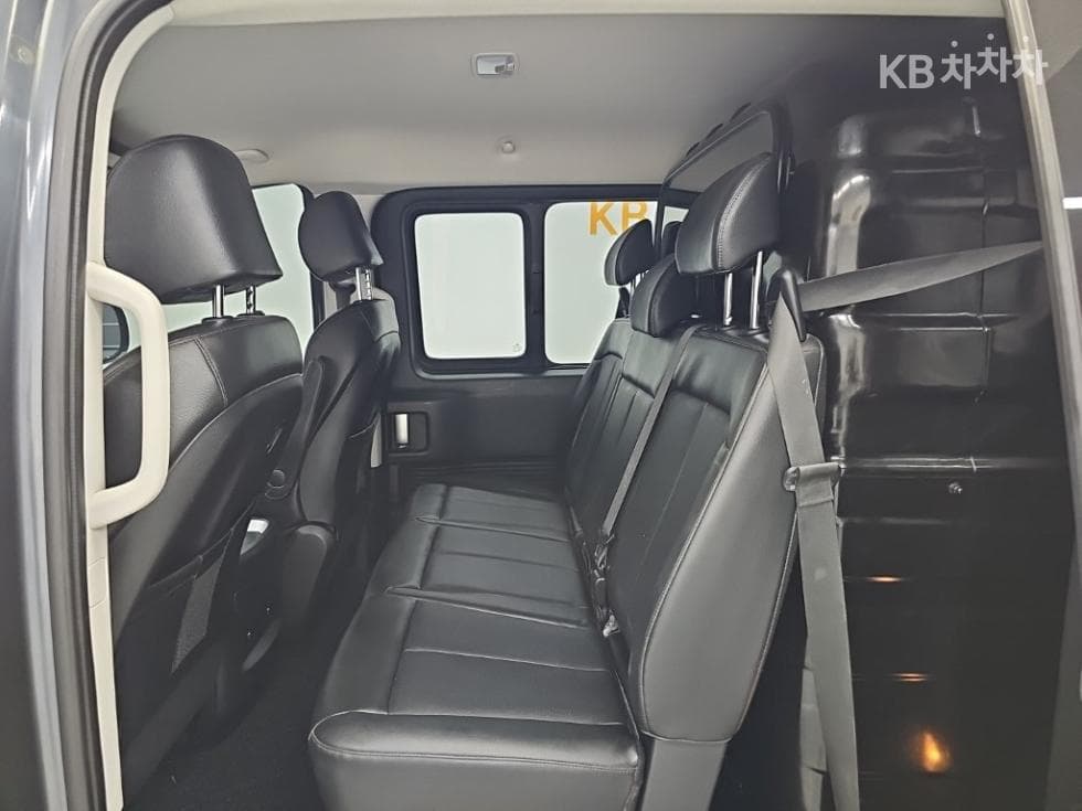 Хюндай Staria Cargo2.2 Cargo 5 Modern - 12