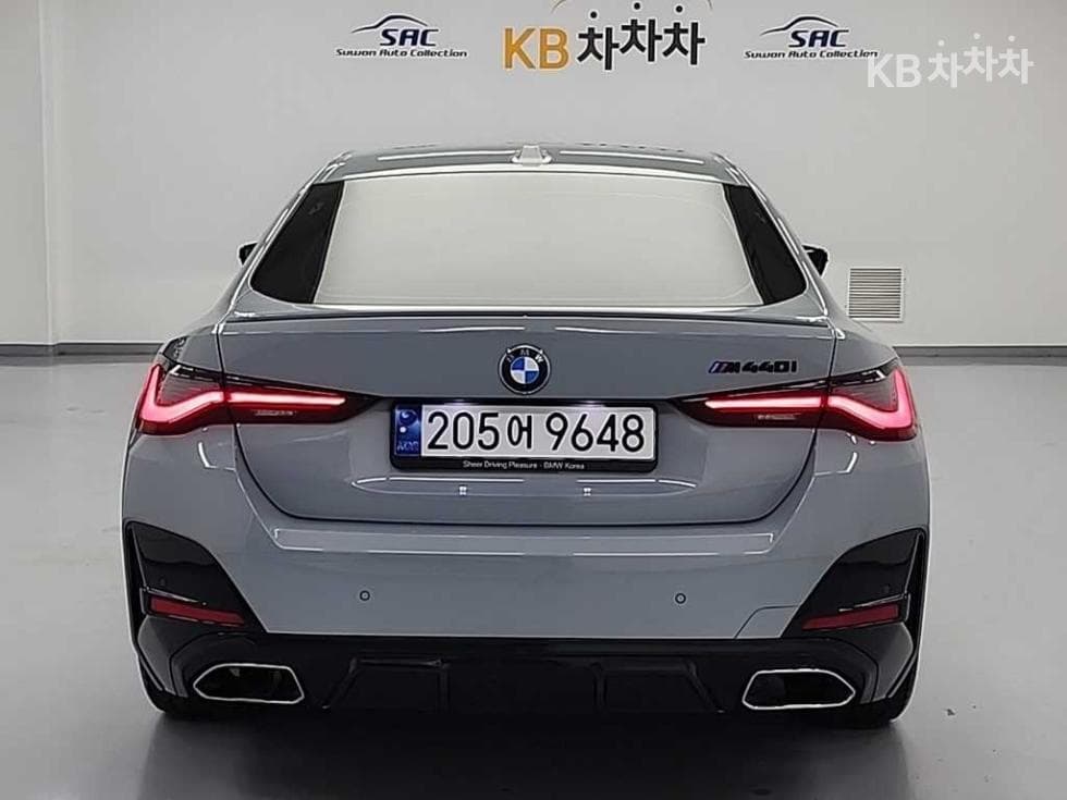 BMW 4시리즈 (G22)420i Gran Coupe M Sport Performance Package - 3