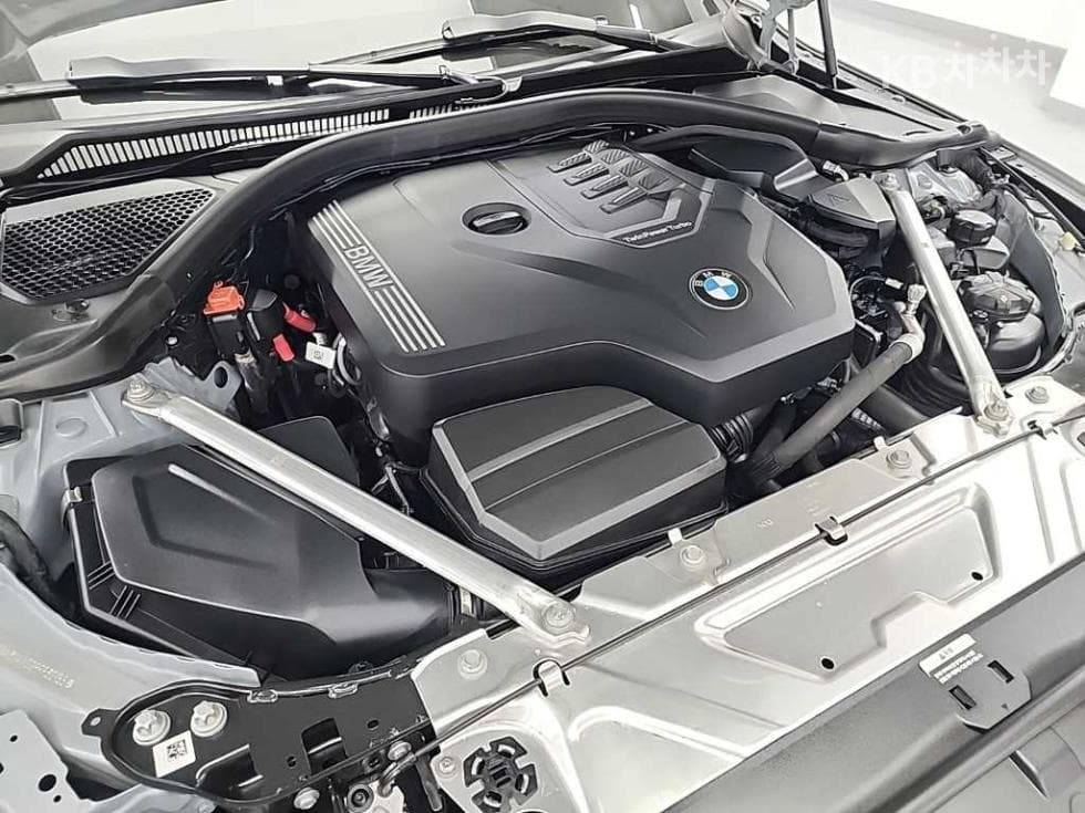 BMW 4시리즈 (G22)420i Gran Coupe M Sport Performance Package - 5
