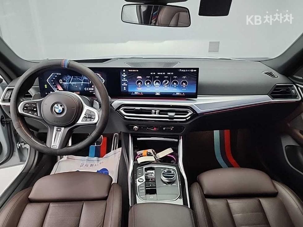 BMW 4시리즈 (G22)420i Gran Coupe M Sport Performance Package - 7
