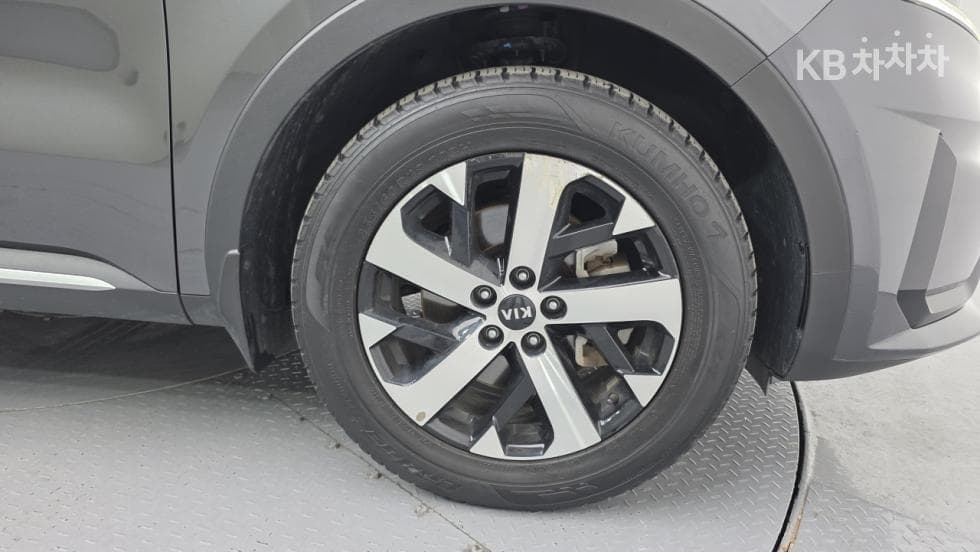 Киа Sorento 4-то поколение2.2 Дизел 2WD Тренди - 10
