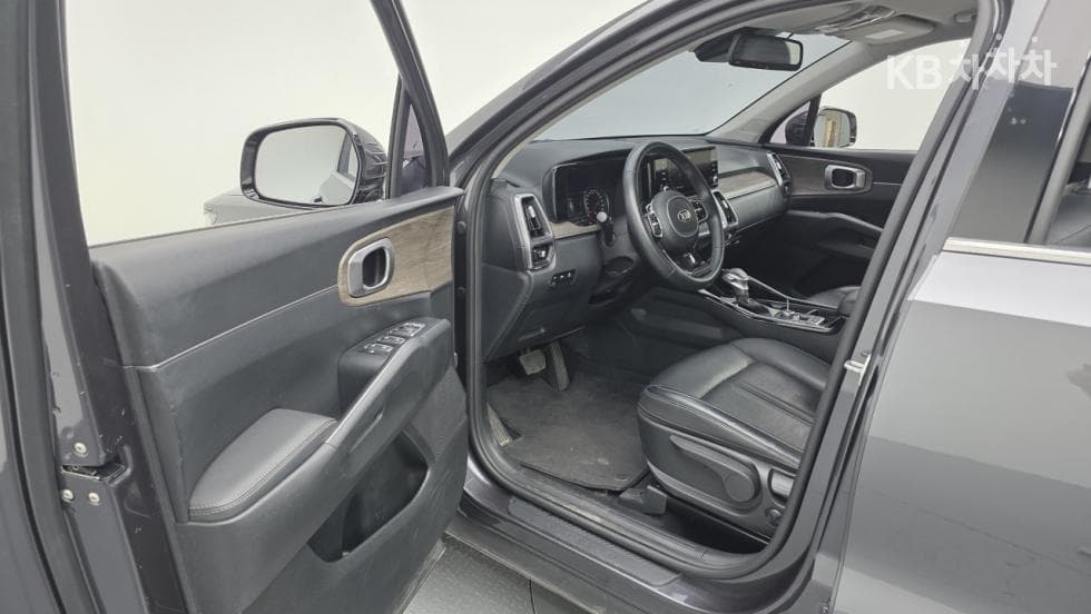 Киа Sorento 4-то поколение2.2 Дизел 2WD Тренди - 12
