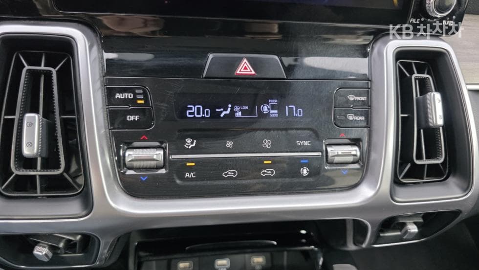 Киа Sorento 4-то поколение2.2 Дизел 2WD Тренди - 21