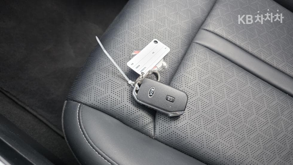Киа Sorento 4-то поколение2.2 Дизел 2WD Тренди - 23