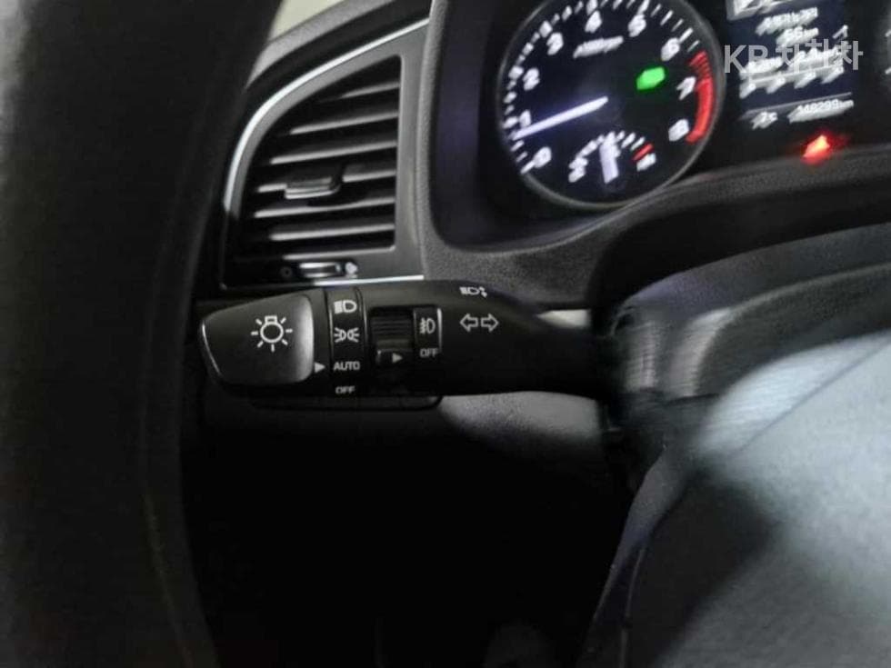 Хюндай Avante (Elantra)AD1.6 GDi Value Plus - 13