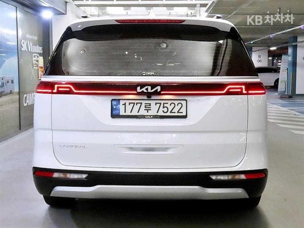 Kia Carnival 4th generationD2.2 9-seater Prestige - 5