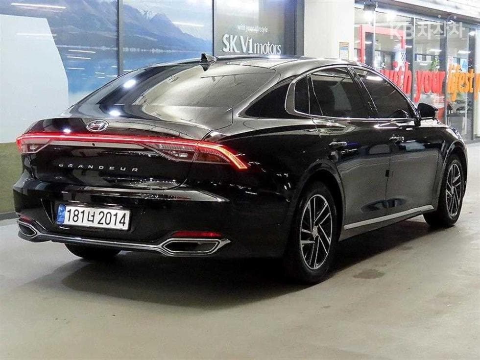 Hyundai The New (facelift) Grandeur (Azera)2.5 Premium 초이스 - 4