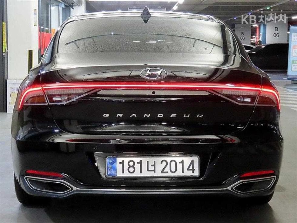 Hyundai The New (facelift) Grandeur (Azera)2.5 Premium 초이스 - 5