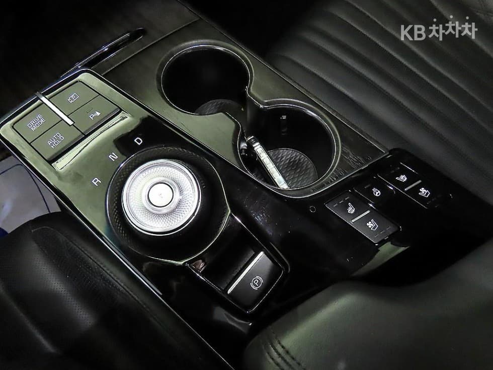 Kia K8 Hybrid1.6 Turbo Signature - 12
