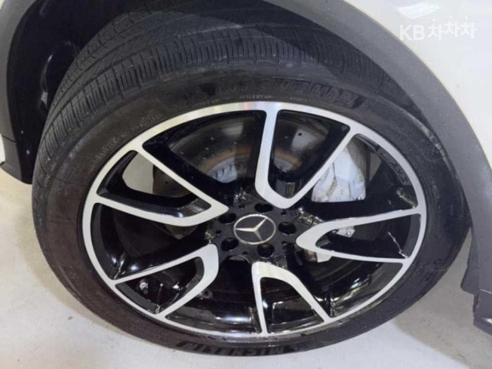 Mercedes-Benz GLC(X253)43 AMG 4Matic COUPE - 19
