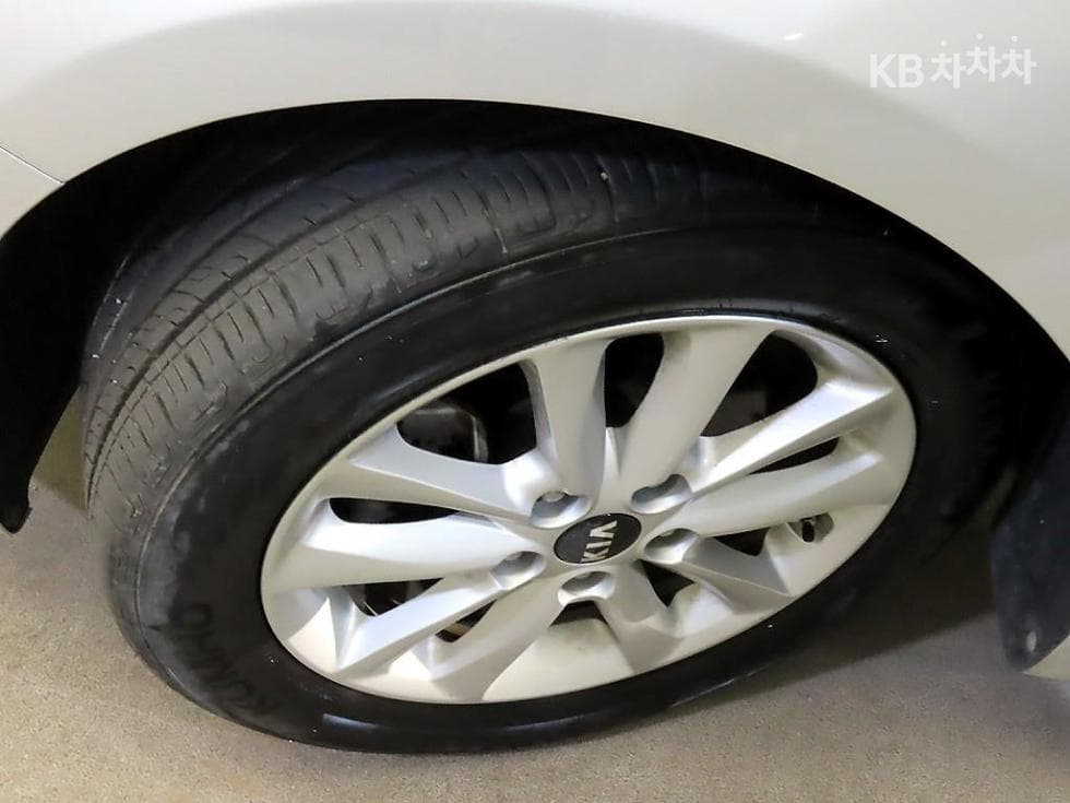 Киа The New (фейслифт) K31.6 Бензин Тренди Стандартен - 19