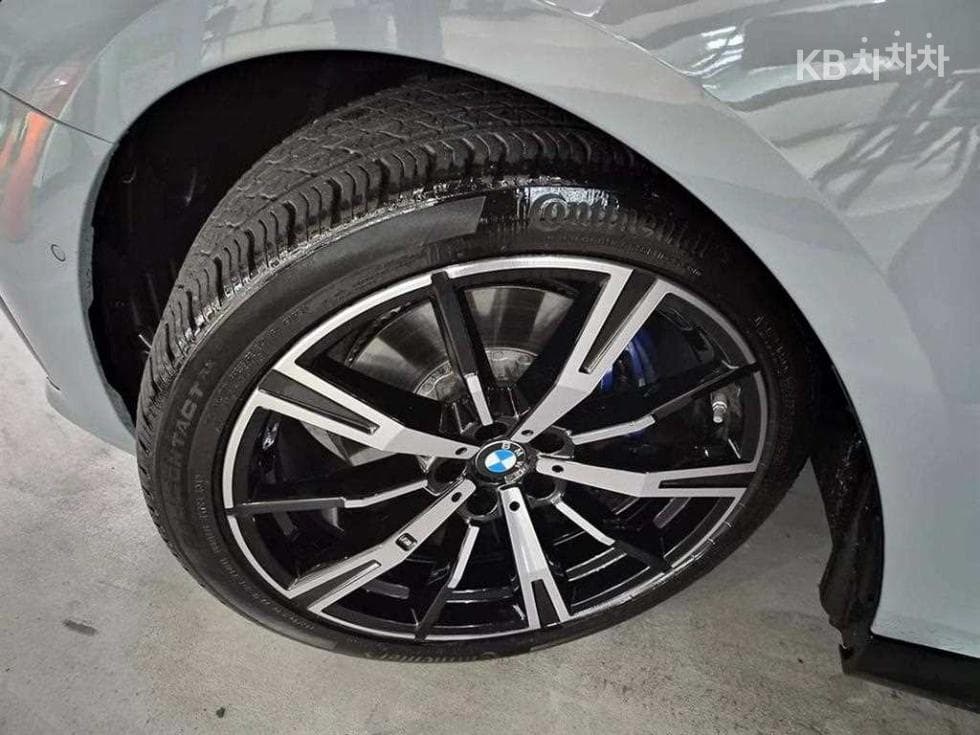 BMW New5 Series(G60)530i xDrive M Sport - 20