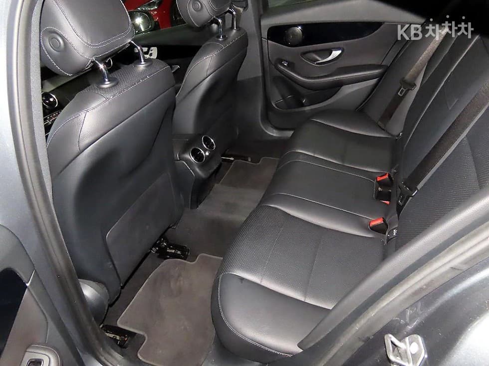 Mercedes-Benz The New (фейслифт) C-КласC200 W205 - 7