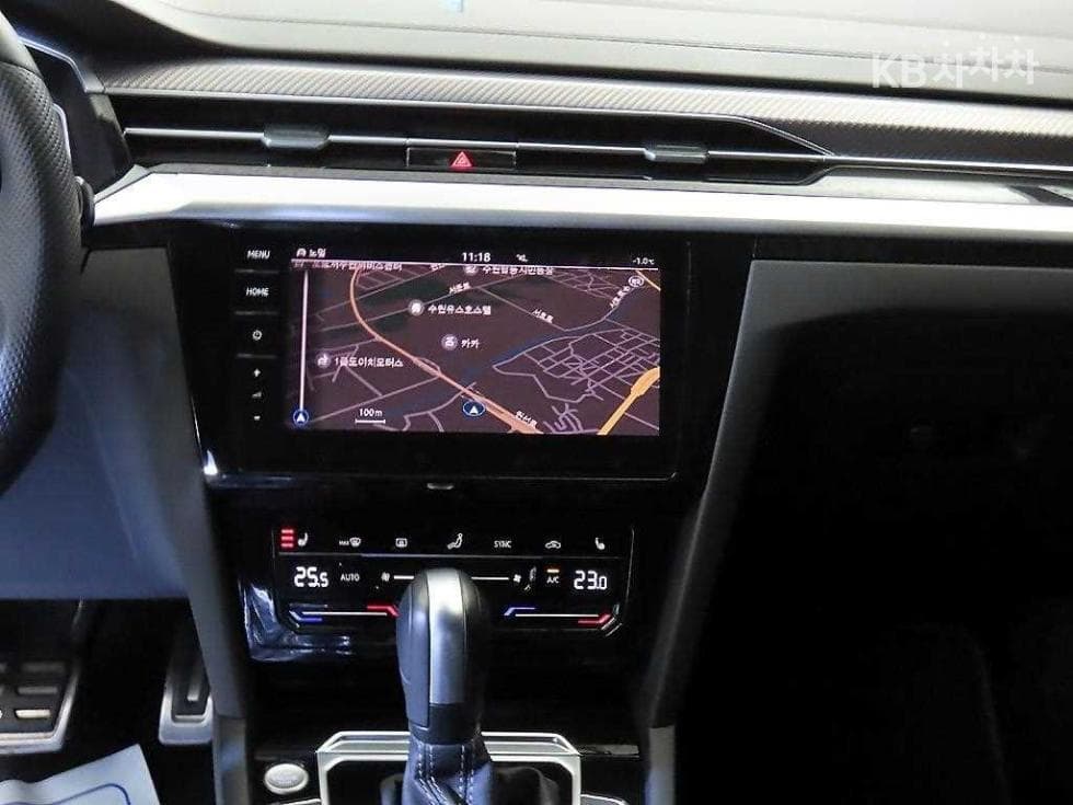 Volkswagen Arteon2.0 Турбо Дизел Инжекция 4x4 Prestige - 11
