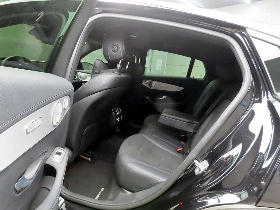 Mercedes-Benz GLC(X253)300 4Matic Coupe Standard - 6