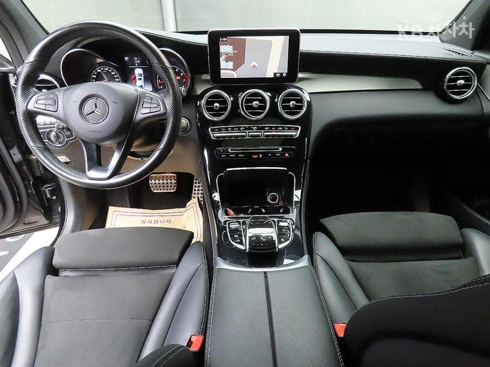 Mercedes-Benz GLC(X253)300 4Matic Coupe Standard - 7