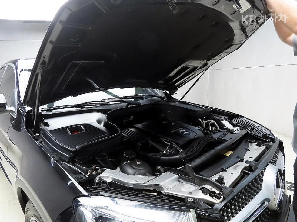 Mercedes-Benz GLC(X253)300 4Matic Coupe Standard - 19