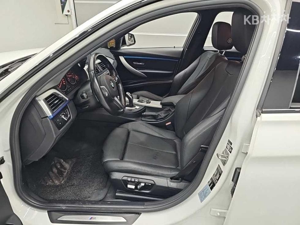 BMW Нов3 Серия320d F30 - 11
