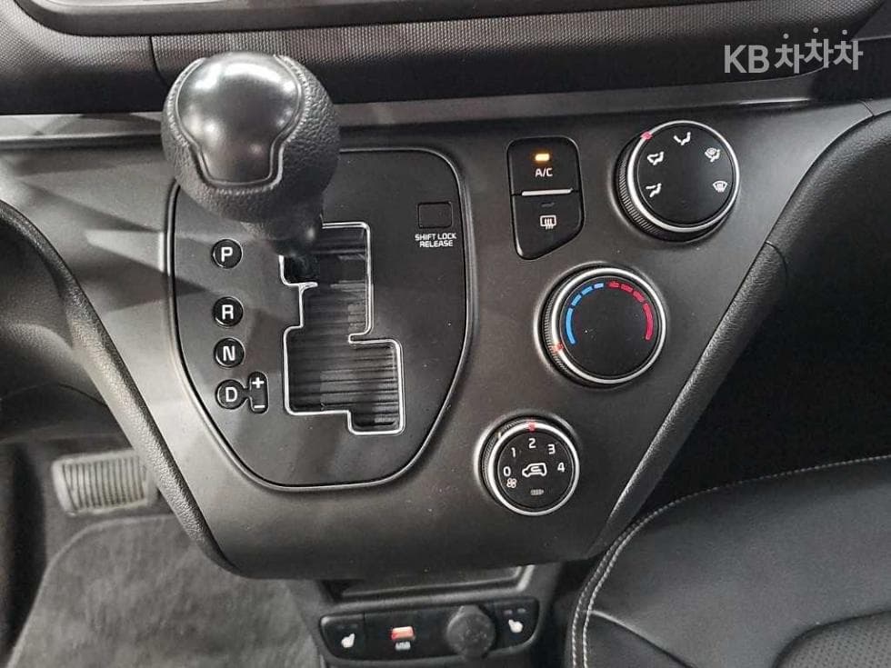 Kia The New (facelift) Kia Ray (van) Van1.0 Gasoline Van 2-seater Prestige Special (special feature/edition) - 10