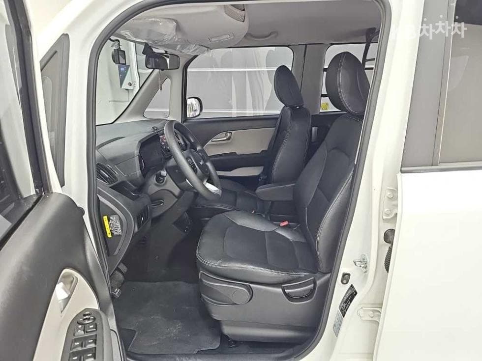 Kia The New (facelift) Kia Ray (van) Van1.0 Gasoline Van 2-seater Prestige Special (special feature/edition) - 11