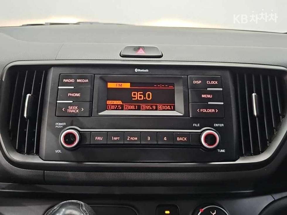 Kia The New (facelift) Kia Ray (van) Van1.0 Gasoline Van 2-seater Prestige Special (special feature/edition) - 13
