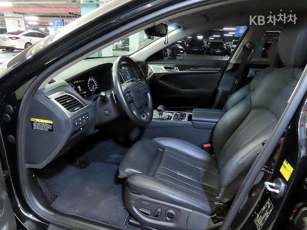 Genesis G803.8 GDI AWD Prestige - 6