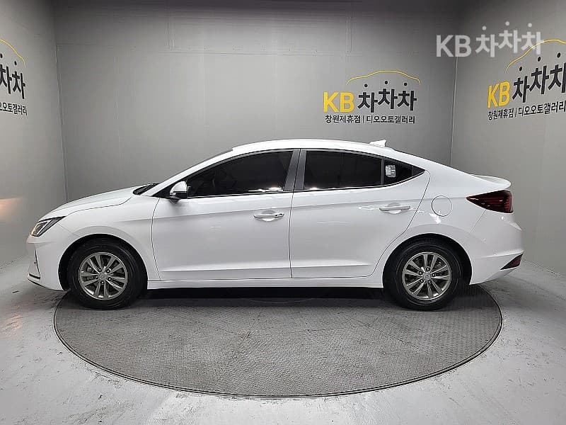 Хюндай The New (фейслифт) Avante (Elantra) ADSmartstream G1.6 Смарт - 2