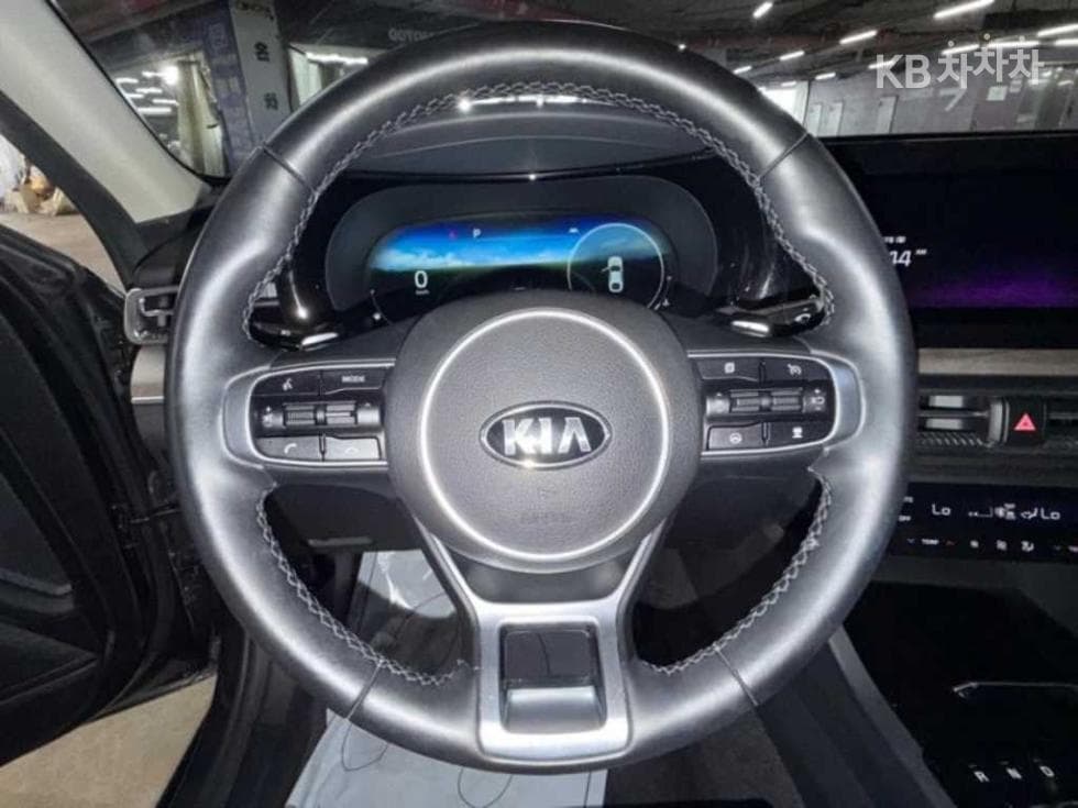 Kia K5 3rd Gen2.0 Gasoline Noblesse - 8